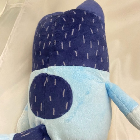 Bluey Plush Blue Heeler Puppy Dog Disney 11” - Picture 4 of 14